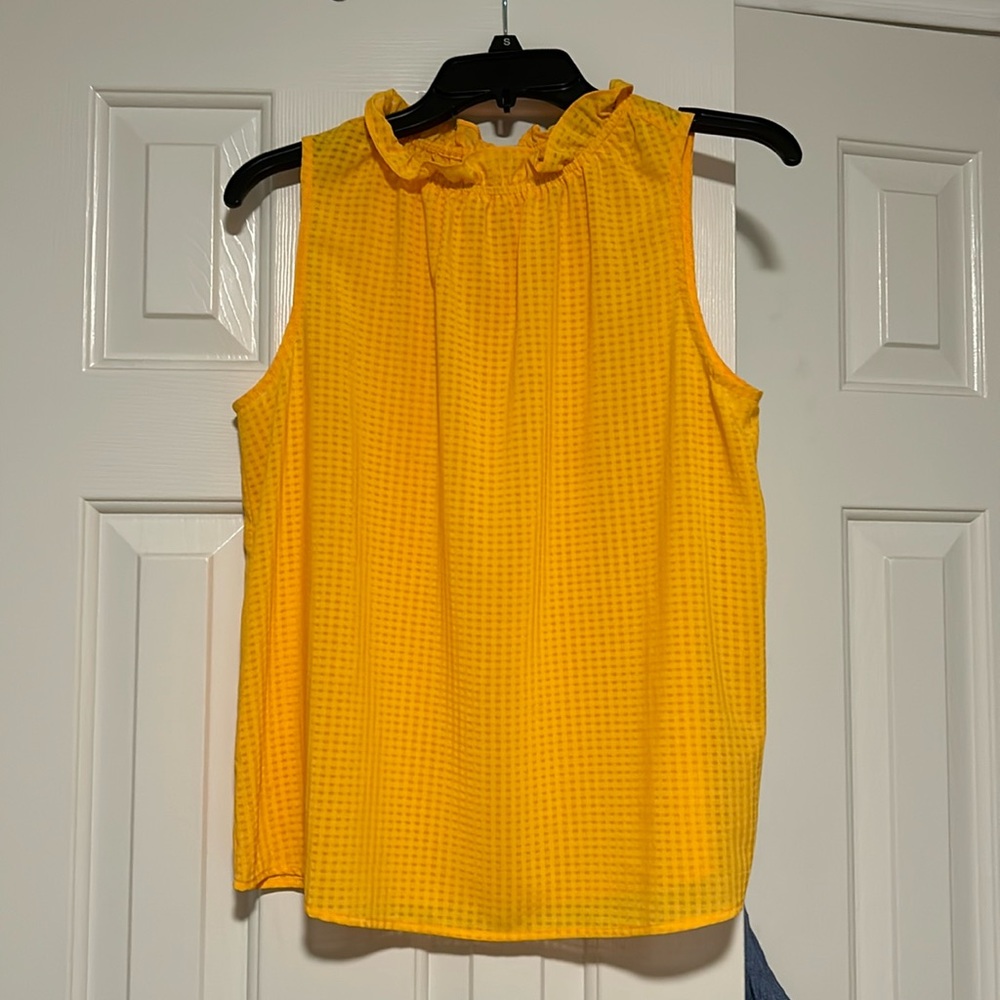 Versona sleeveless blouse euc